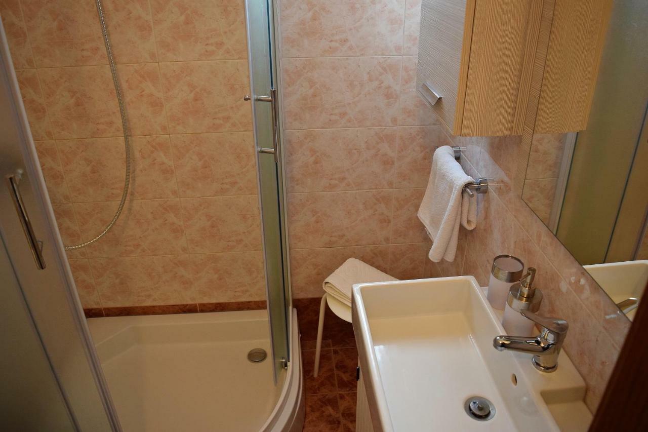 Apartments Jenny Novi Vinodolski Dış mekan fotoğraf